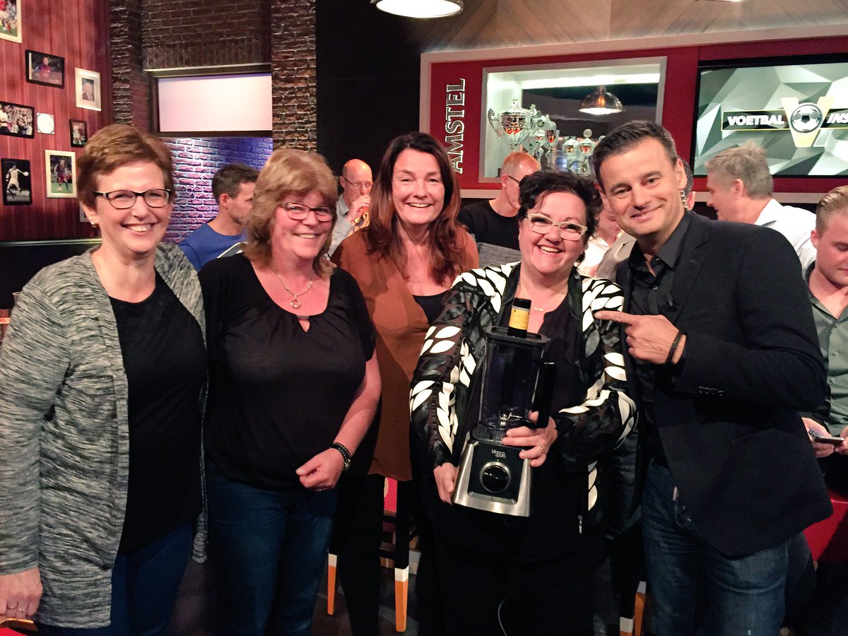 Winnaar maandprijs van de <a href="/BewusteKantine/">De Bewuste Kantine</a> : <a href="/vvhedel/">VV Hedel</a> ,aangeboden door <a href="/KNVB/">KNVB</a> #lekkerbezig <a href="/vullenofvoeden/">Vullen of Voeden</a>