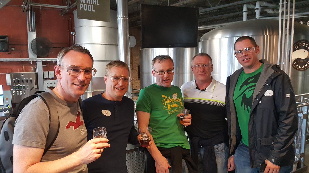 CuddenOliver's tweet image. @DuleekBellewGFC celebrating our relegation win in Chicago