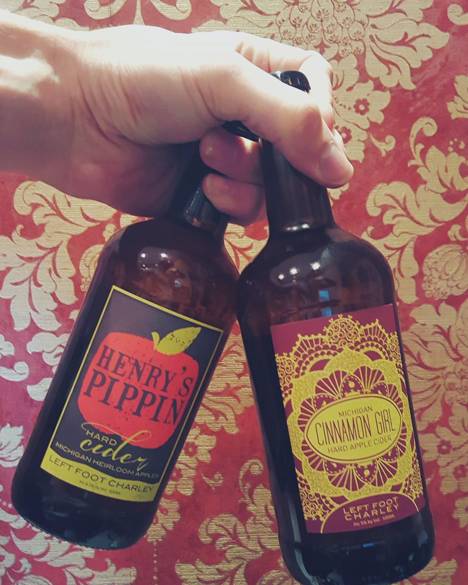 AcmeWines's tweet photo. #Tasting #Tonight! Two cool #ciders from @leftfootcharley in #michigan, from #bonhomiewineimports. #🍎 #🍏 #hardcider #parkslope #brooklyn https://t.co/Mxppogvf5I