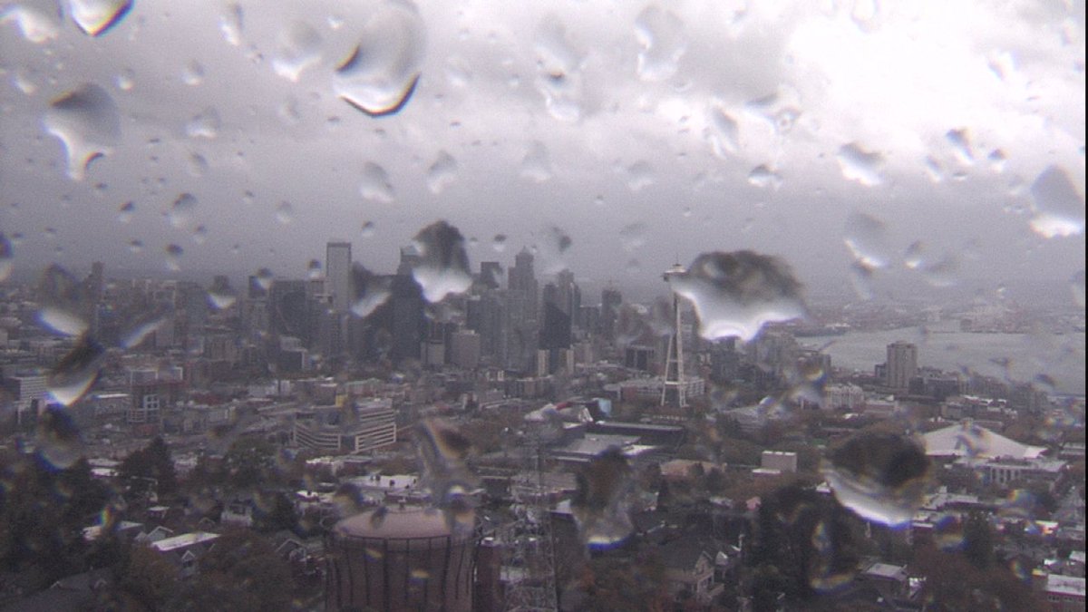 LIVE: Join me for a look at this strong storm this afternoon on #FacebookLive facebook.com/MorganKIRO7 #wawx #wawind