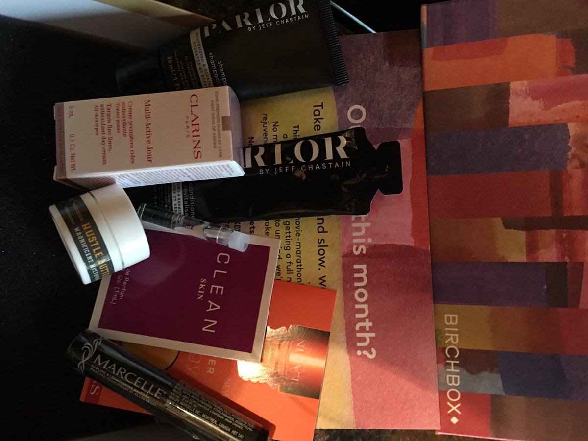 Huston500's tweet photo. My Birchbox this month! #Birchbox #octoberbirchbox https://t.co/yEGdXyqXkq