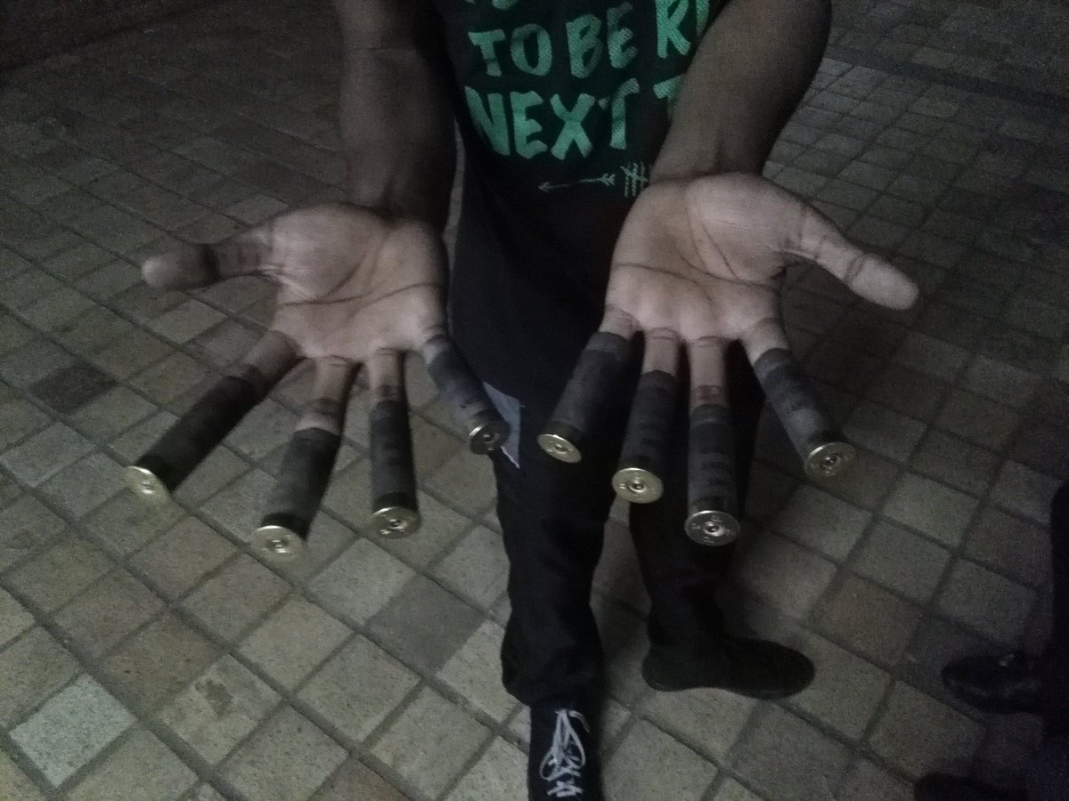 Barnatohall_res's tweet photo. Explain @AdHabb , how is this okay for dispersing students at a res? #HabibsApartheid #CurfewMustFall https://t.co/f7Zd7JUpfo