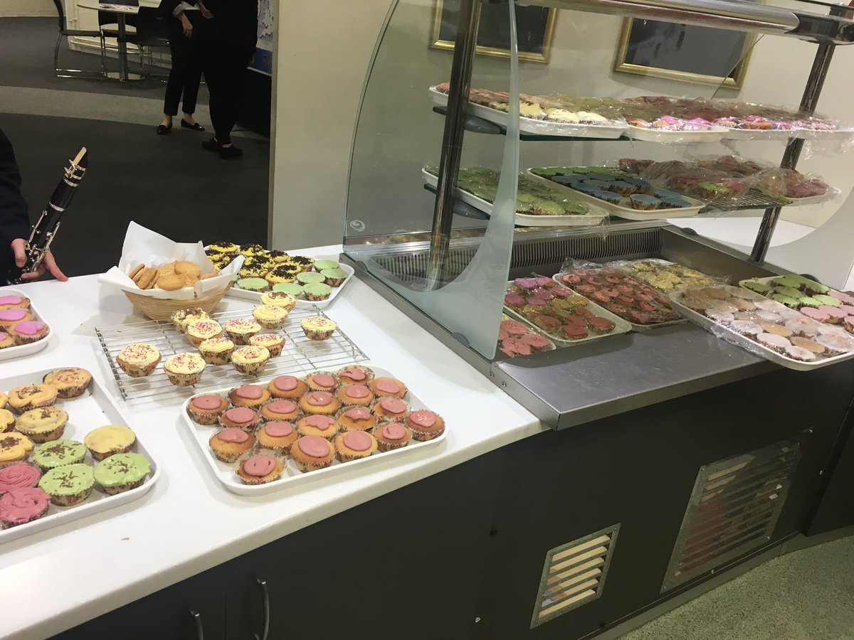 MaaSixthForm's tweet photo. The Sixth Form had a busy week baking cakes for the open days this week! @MAAHead https://t.co/vyq1hWNLiy