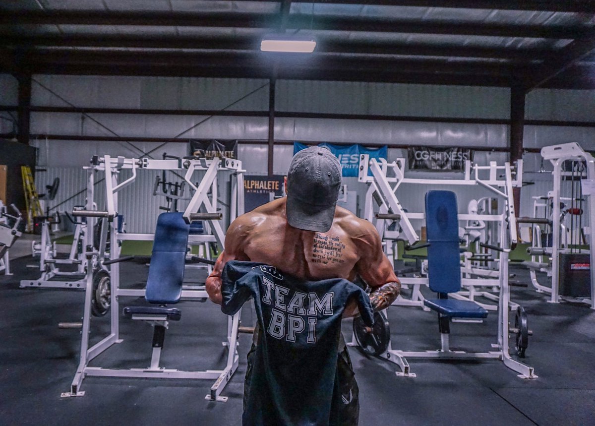 teogtb's tweet photo. Friday night lights. Team @bpi_sports https://t.co/Gyqr8iug9h