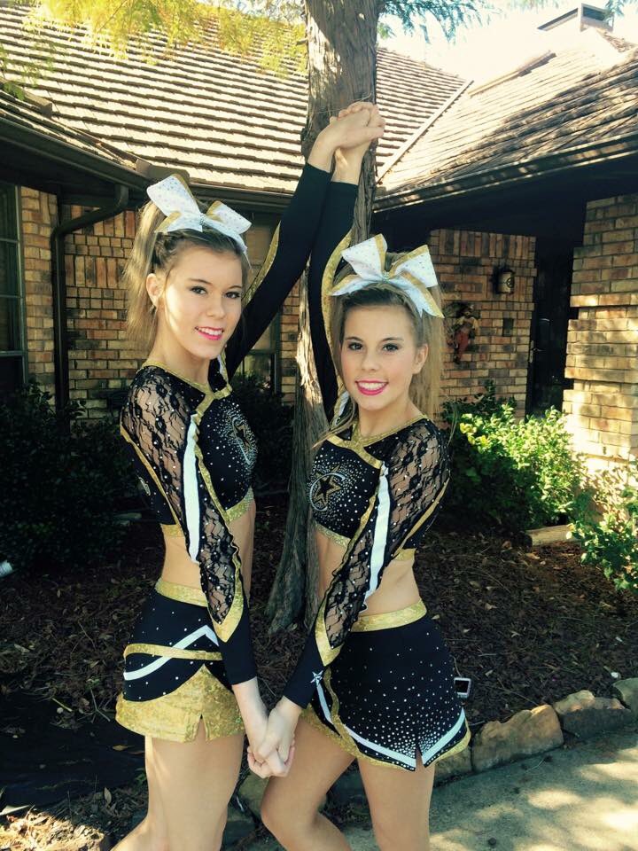 75cheermom's tweet photo. #FullOuts start NOW!! #BlazeGirls π«π₯π« @sarah__alexiss @cca_abbs https://t.co/K7faGqRZpt