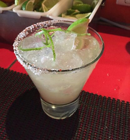 Jane___007's tweet photo. A true classic: Margarita on the Rocks 👌
#margarita #chapelstreet #Melbourne https://t.co/APWWWNCsTw