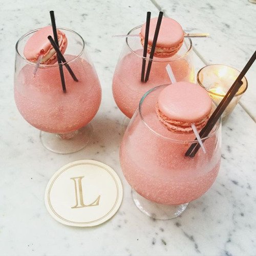TheReadyPretty's tweet photo. Now THIS is how you end the week. CHEERS! #readypretty https://t.co/I9QBMRIC8d