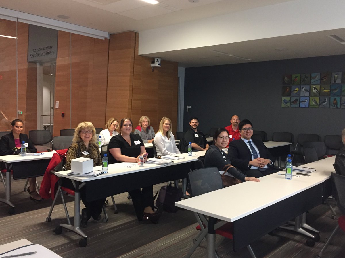 CPeriodo's tweet image. Had a great time at the CODF Study Club meeting last night! #CODF #team #continuingeducation