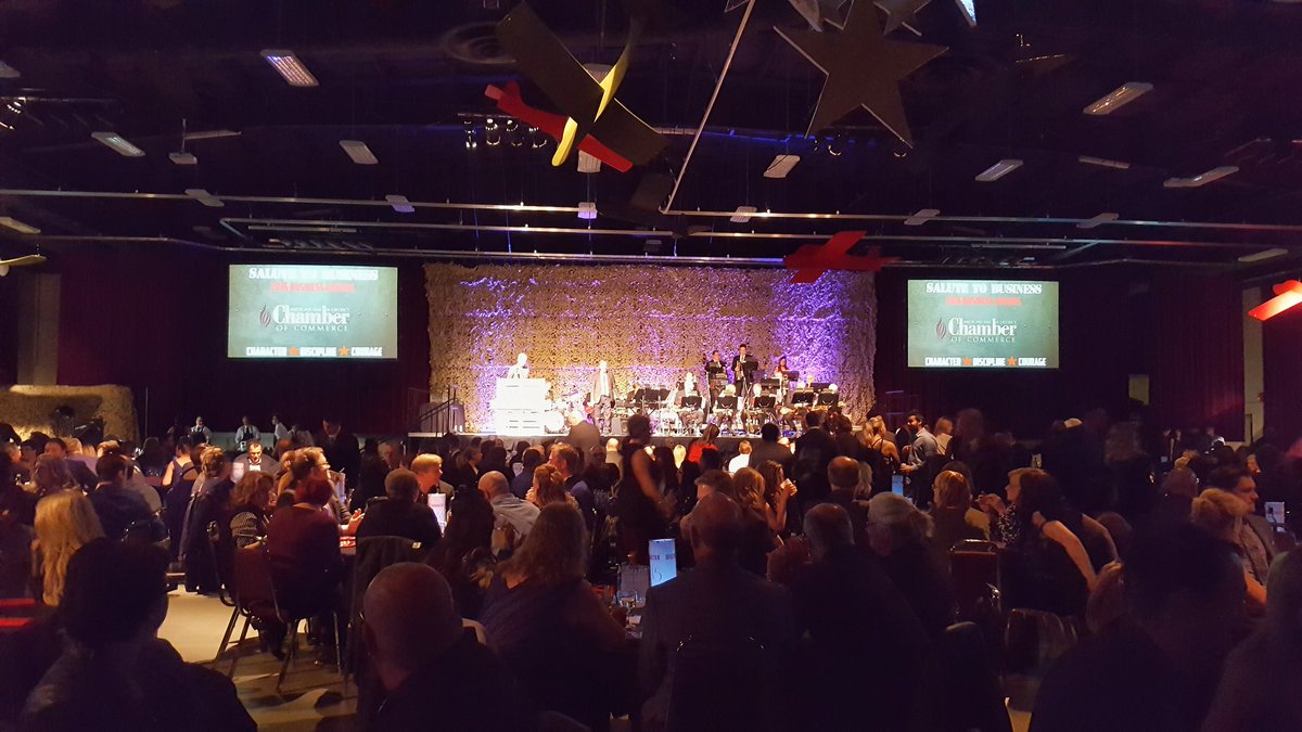 Let the festivities begin! #mhbizawards #medhat