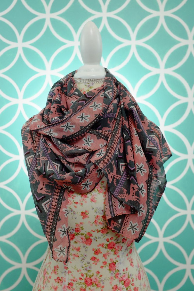 SweetScarf tweet picture