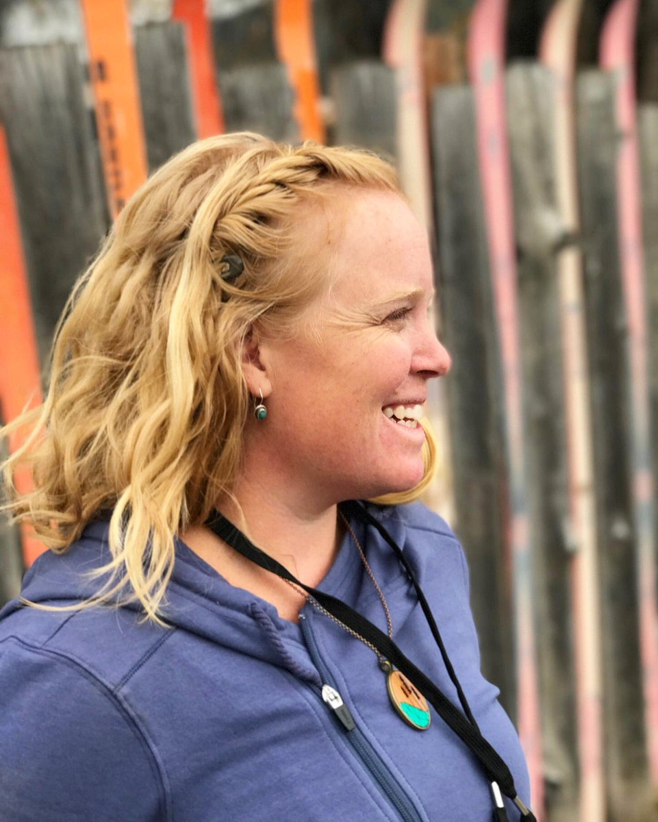 KidProjectOrg's tweet photo. You can't really tell, but the fence behind me is made of skis. Hence the huge smile.#aventuralife #jhlife #visitjacksonhole #obsred #obs16 https://t.co/qiEJVUX0Ua