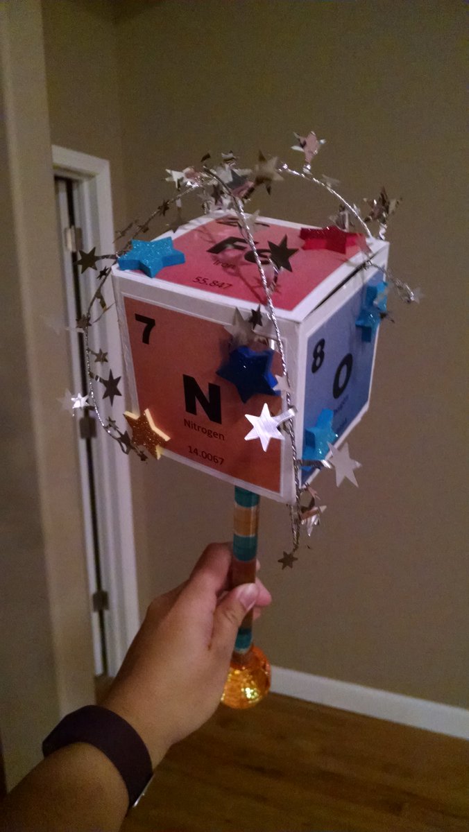 ginasvarovsky's tweet photo. My 4yo said she wanted to be a fairy for Halloween. A SCIENCE fairy (FAIR-y?). Here's the wand we made. #STEMmama #STEMftw @STEMatND #gr8ful https://t.co/FyWKYsJLEA