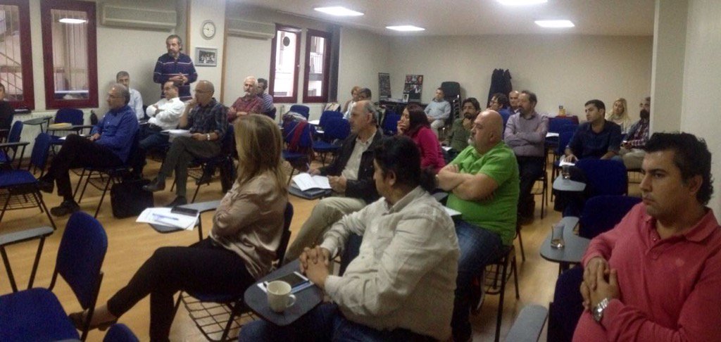 TTB Aile Hekimleri Ankara'da 2 gün sürecek toplantılara başladı. 25 İlden Aile Hekimi <a href="/ttborgtr/">Türk Tabipleri Birliği</a> <a href="/istabip/">İstanbul Tabip Odası</a> <a href="/istabipdkg/">Demokratik Katılım</a>