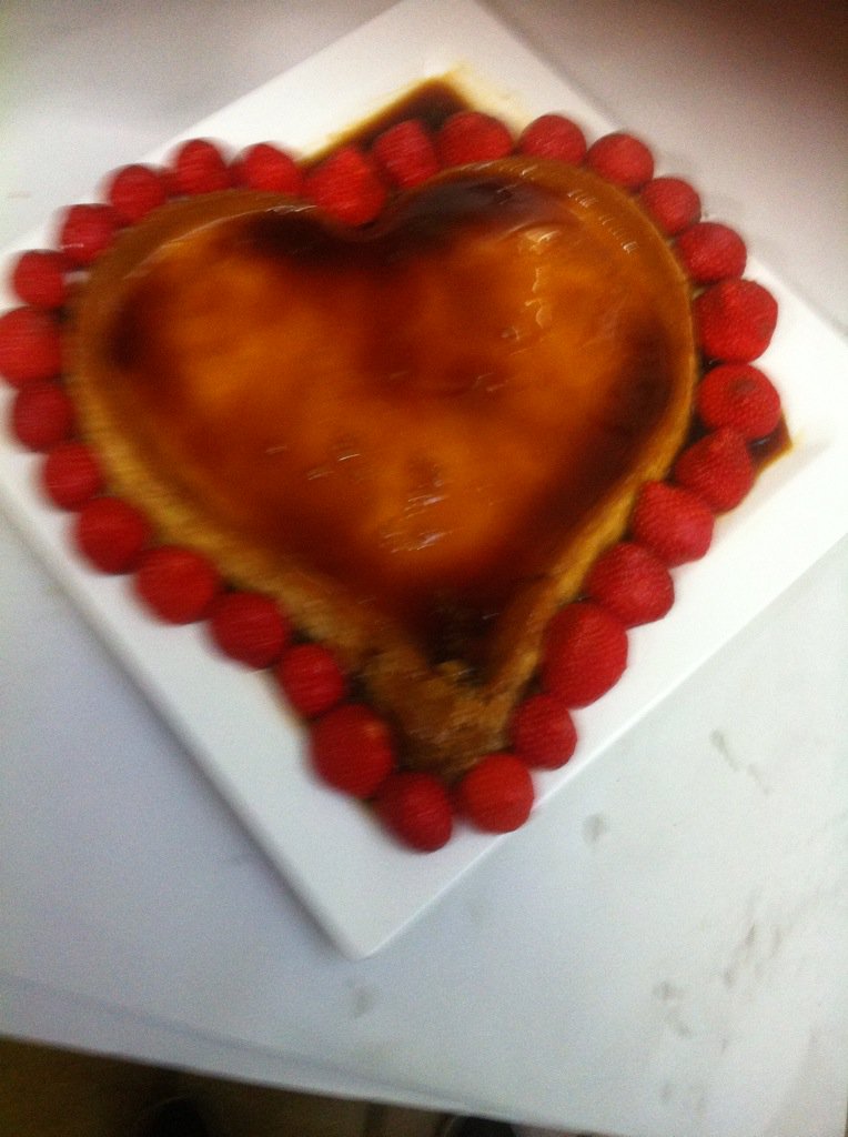 Hoera! Kimara dessert kado. Gefeliciteerd voor de twee lieve kinderen 18 &amp; 21 jaar van onze klant vandaag jarig is.