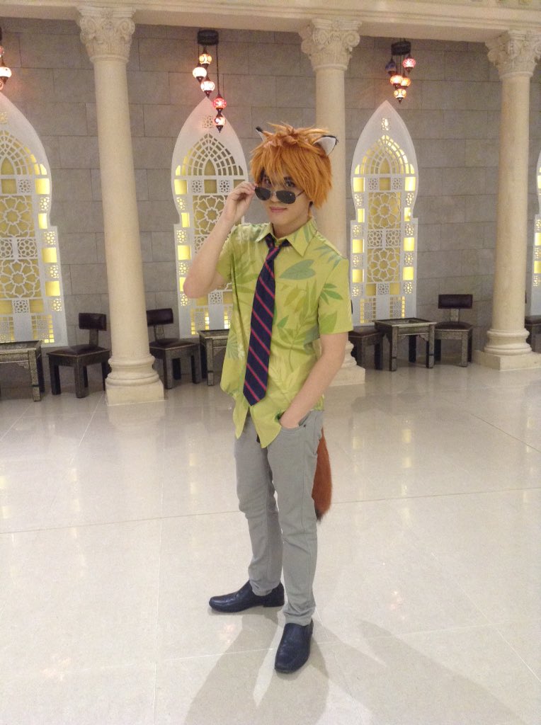 EWolf620's tweet photo. "It's called a hustle, sweetheart."
Character: #NickWilde from #Disney #Zootopia
#cosplay #cosmania2016 https://t.co/ZEubYeN7MP