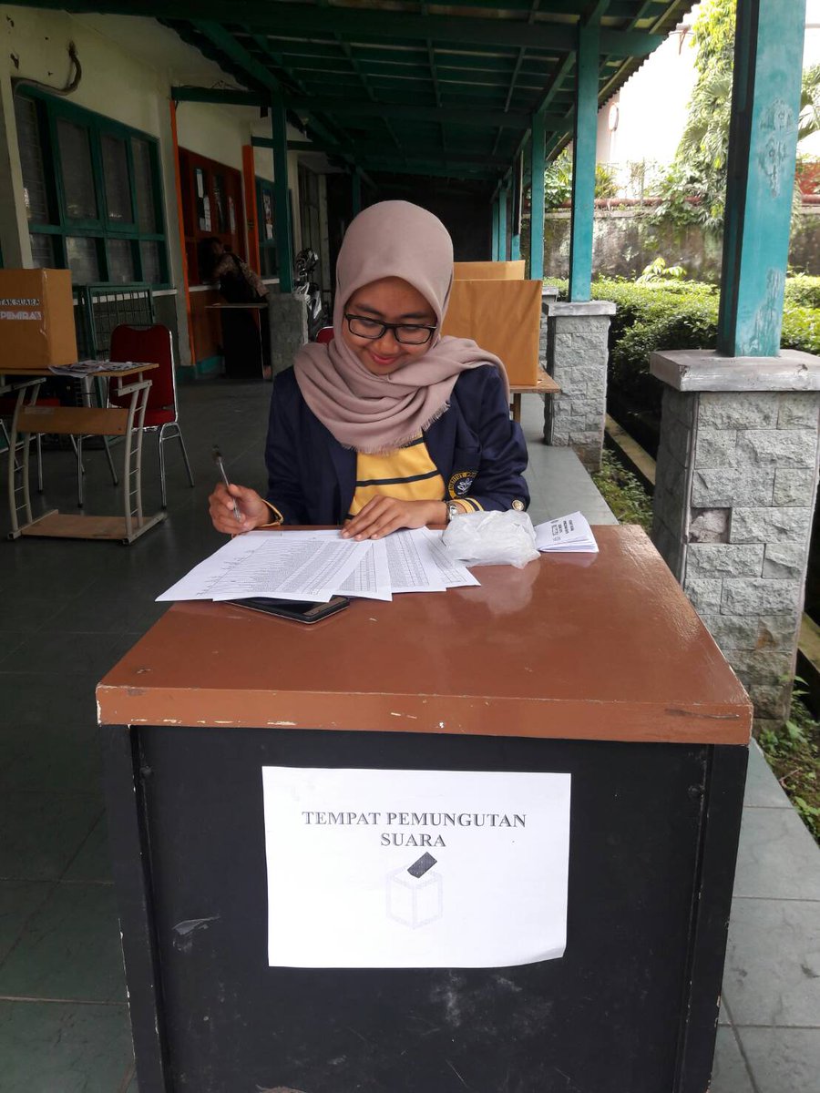 PSAJM_IPB's tweet photo. Live report Pemira EXOM 2016 https://t.co/CdKDoExxOz