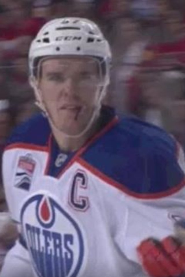 JesseOilersFan's tweet photo. Takes no shit, has words for Giordano. I love this kid. #CaptainMcDavid https://t.co/YI5o2DdX9r
