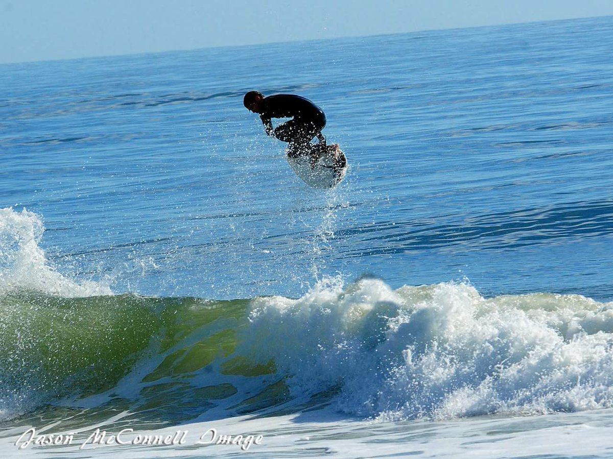 Jason_T_McC's tweet photo. Thursday morning, 46th St, Crazy!! @ocmd @OCMaryland @AllThingsOC @beachandbeyond @SURFER_Magazine @surfingmagazine #OCMD #46thSt https://t.co/KI8UeI7Ko5