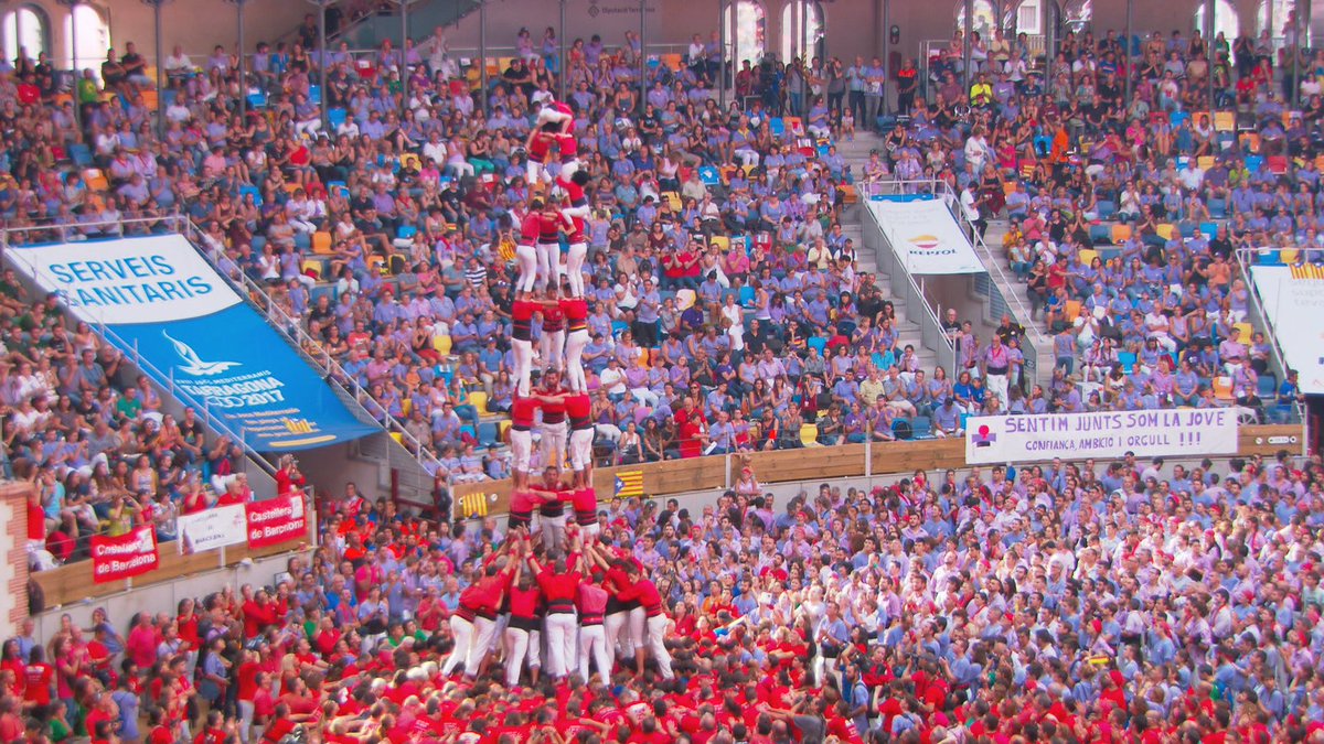 7NewsSpotlight's tweet photo. On Sunday @DenhamHitchcock competes in an incredible 200-year-old tradition - being crushed under a human tower. #SN7 https://t.co/7ZzDLlwCfO