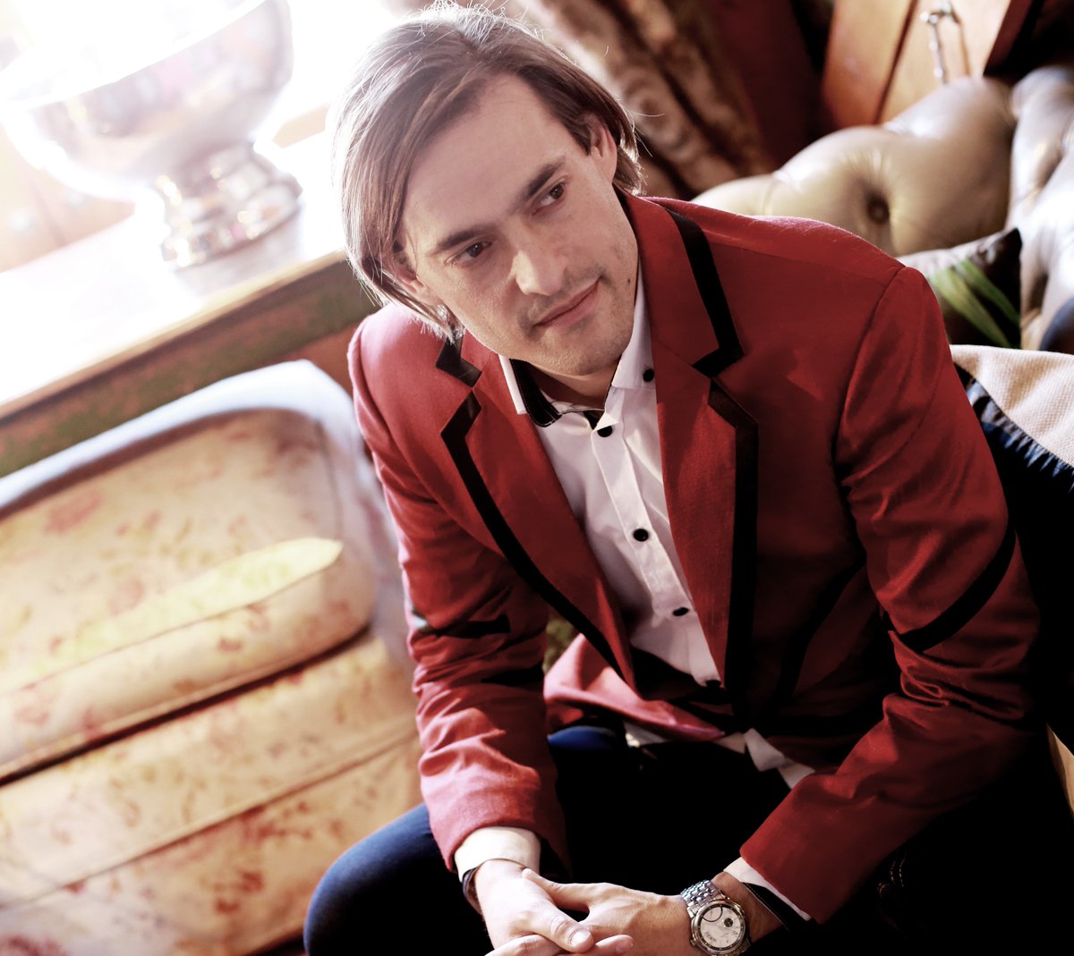 TheMarketingZoo's tweet image. @AdamMusiek gaan kuier vanoggend by al die dames in Gansbaai se vroueoggned. Ongelukkig is al die kaartjies reeds uitverkoop!