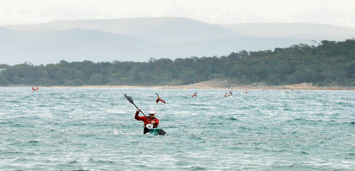 themercuryphoto's tweet photo. #Freycinetchallenge is on again. Good luck to all those recovering tonight and going out again tomorrow. pic @flowstatephoto #adventurerace https://t.co/OHFIXLwbHM