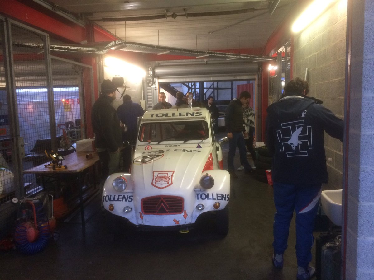 2CVStudentTeam's tweet image. Good morning Spa! Séance qualif des 9:40, départ pour 24h des 12:30!! #24h2cv