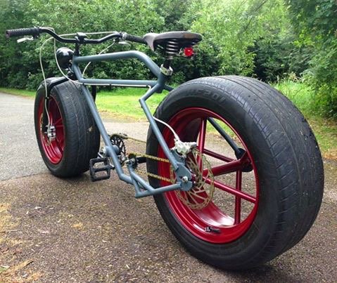 who said fat has had it's day ? One for the bike vault @neildonoghue13  ;-)