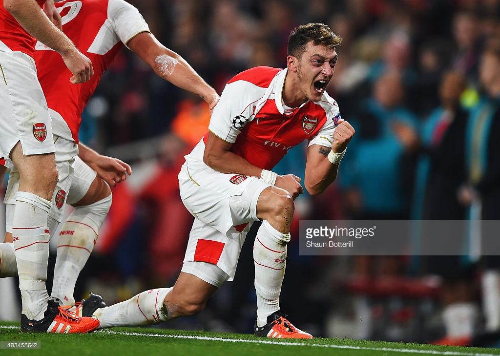 ThrowbackAFC's tweet photo. Happy Birthday to Mesut Özil! https://t.co/wu9DbjNRb5