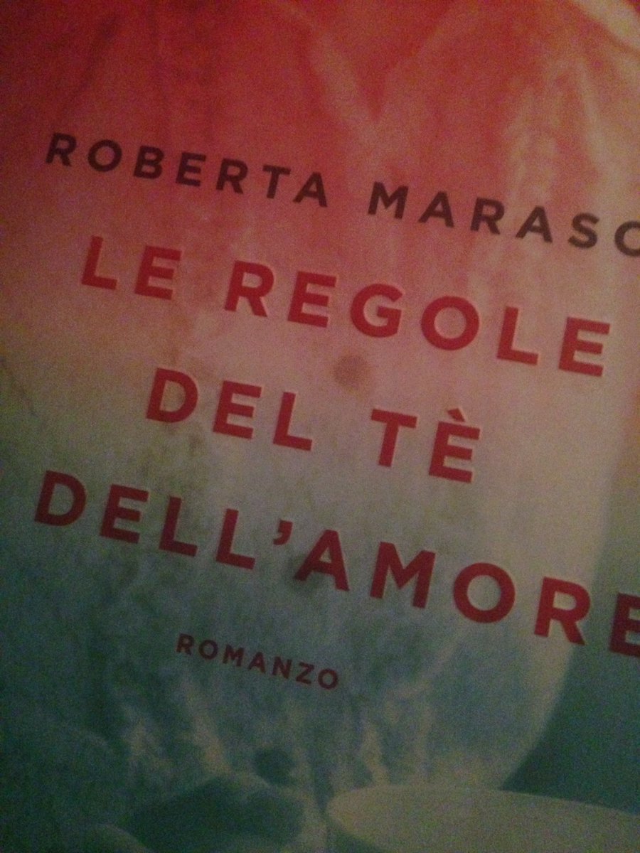 critredici's tweet photo. malanni d'autunno e letture confortevoli @Roberta_Marasco @amantilibri https://t.co/Wz9X0aZdNT