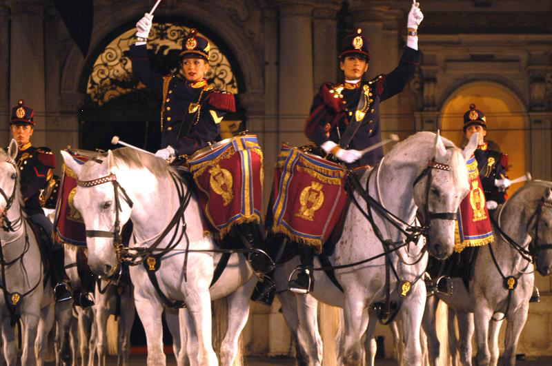 QuesturaTorino's tweet photo. #torino Questa sera ore 20.30 @LaVenariaReale esibizione della FANFARA A CAVALLO della @poliziadistato https://t.co/HirYoaB4w4 https://t.co/8ol7gGPMhS