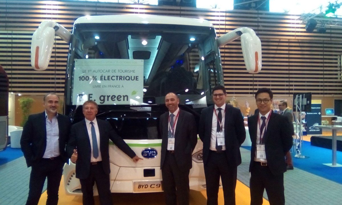 ViaReunir's tweet photo. #AutocarExpo2016 : 1er #autocar 100% électrique vendu en Europe ! https://t.co/8iyafLxFI6 #Transport #energie https://t.co/Oro1rSBj6P
