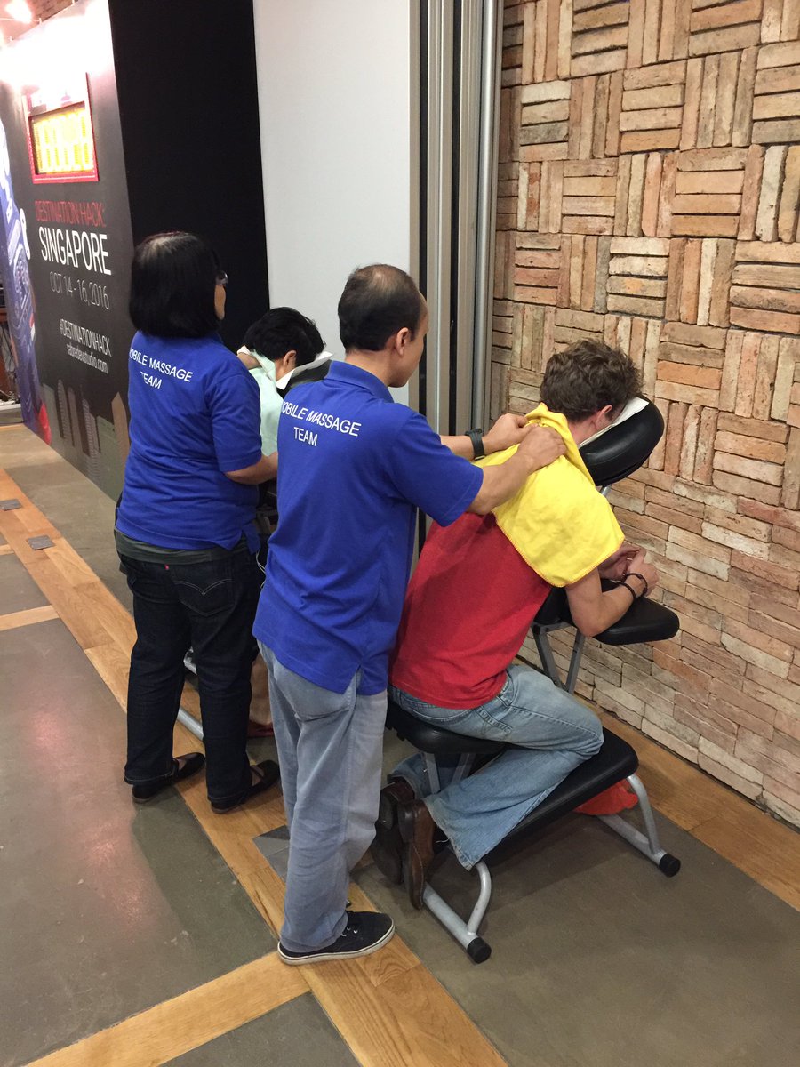 jmacagno's tweet image. Developers relaxing late night massages #DestinationHack @Sabre_Corp Singapore Visually Handicap Asoc.@SAVHSingapore