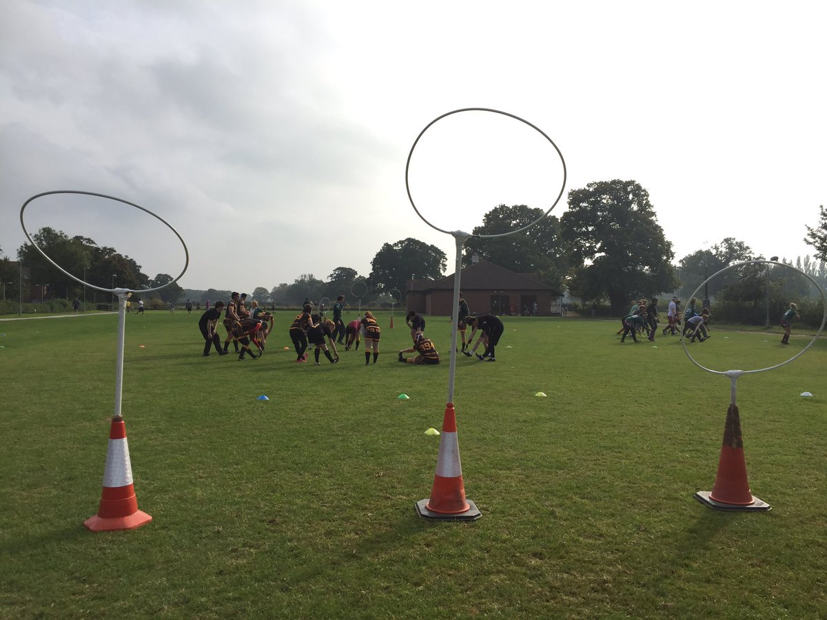HPMuggleSoc's tweet photo. Come watch our @YorkHorntails in a match against the @leedsgriffins on 22 Acres now! https://t.co/ceEidIFyya