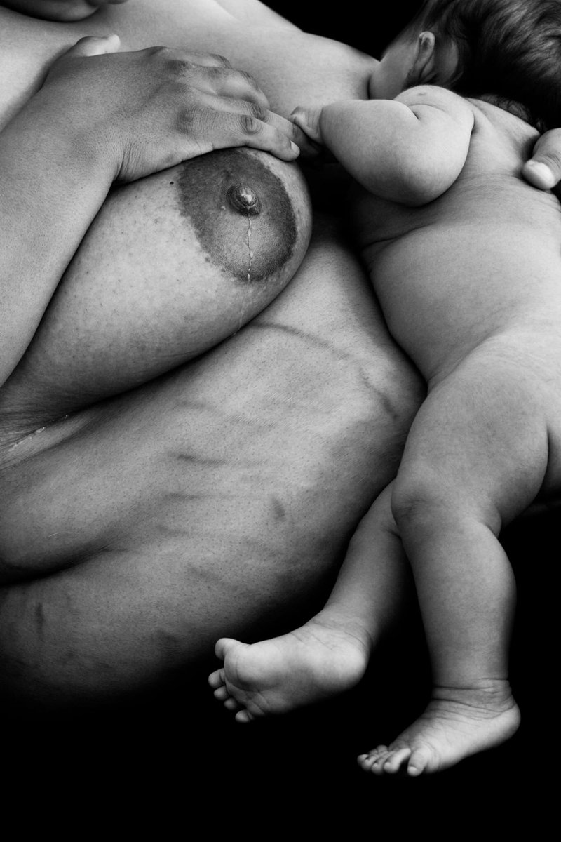 EmilieBinzer's tweet photo. The amazing wonders of the mothersbody. Too much for facebook. #shapeofamother #moderkroppen #nikond800 #nikonphotographer https://t.co/GzUD19B1r7
