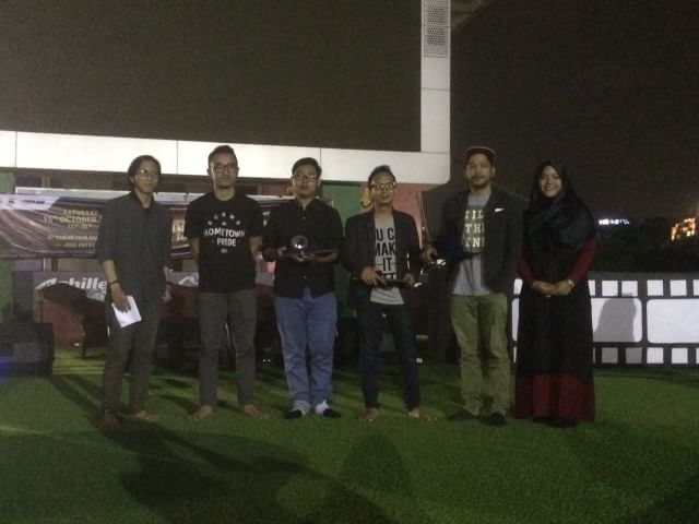 [LIVE REPORT CEREMONY &amp; AWARDING TFF 2016]

Sedang berlangsung pemberian Piagam dan Plakat kepada para juri.

#TFF2016