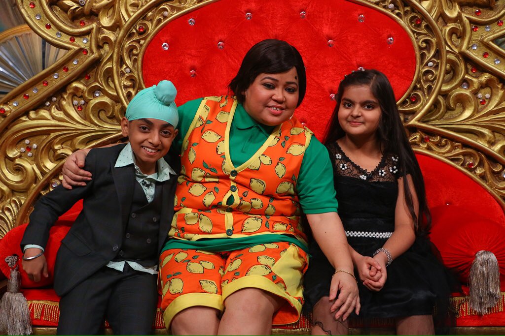 BhartiFun's tweet photo. Tomorrow #KidsSpecial on #CNB at 10pm Mein Kya masti hogi Dekhna @bharti_lalli @nikuld https://t.co/7ARZmA8Klz