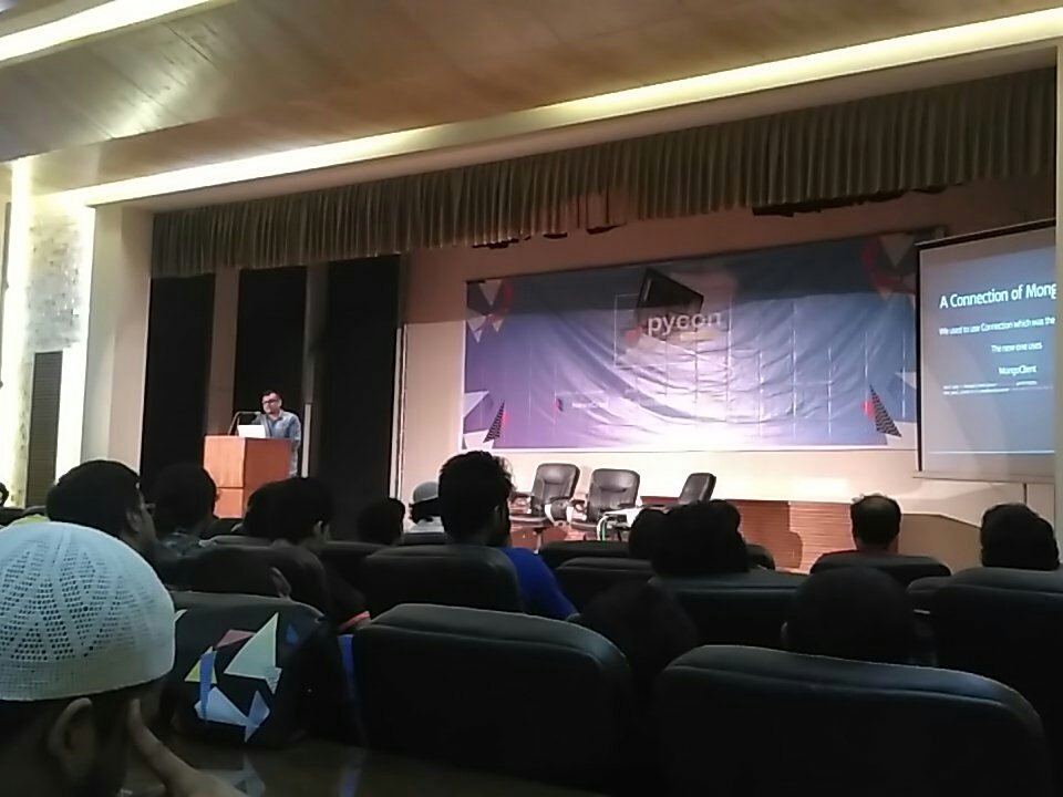 NaSabbir's tweet photo. Great moment in #python  conference #Dhaka ! Mind blowing session going on w/ @ksnsakib ✌

#pyCon2016 #pyConDhaka https://t.co/aY5dYr5EWh