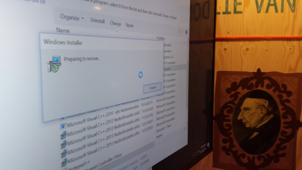 marnixvdvijver's tweet photo. Een opening blijft spannend. Nog even een laatste software update #LiveStudioExperience @NS_online https://t.co/IBwL1aJPnW