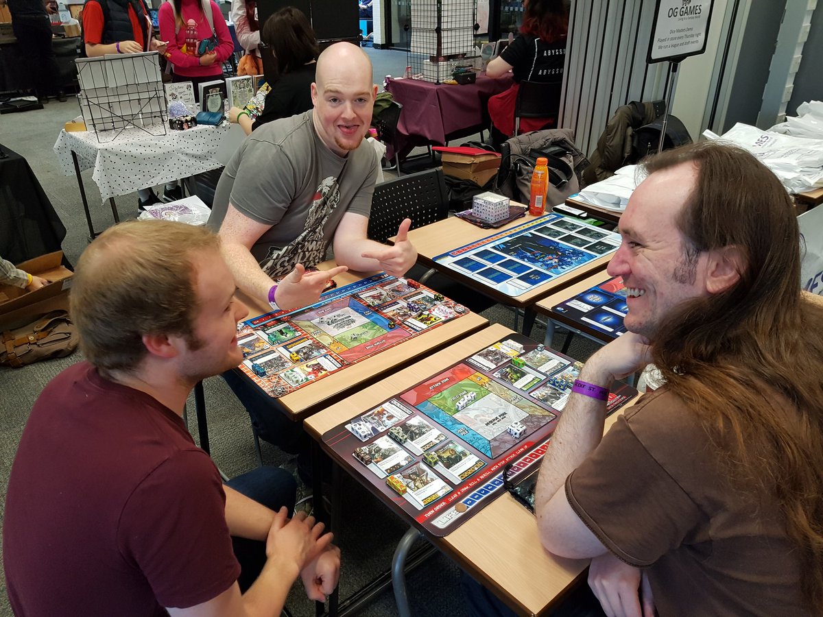 OGGames's tweet photo. Dice Masters #geekfest2016 https://t.co/MAGwyAwzT1
