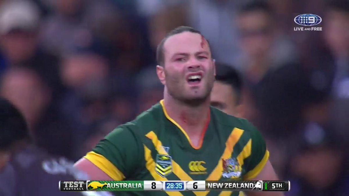 wwos's tweet photo. #RoosKiwis 8-6 29' "He doesn't feel pain Boyd Cordner." - Andrew Johns. https://t.co/f6YJK4rxEB