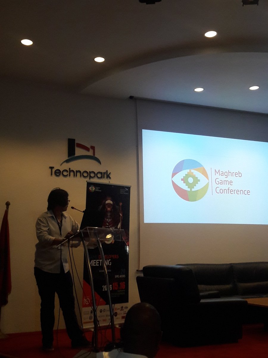 maghrebgame's tweet photo. #MGC2016 First keynote is happening !! By Yassine Arif, president of Moroccan Game Developers ! #GameDev https://t.co/XqaZWi4PMp