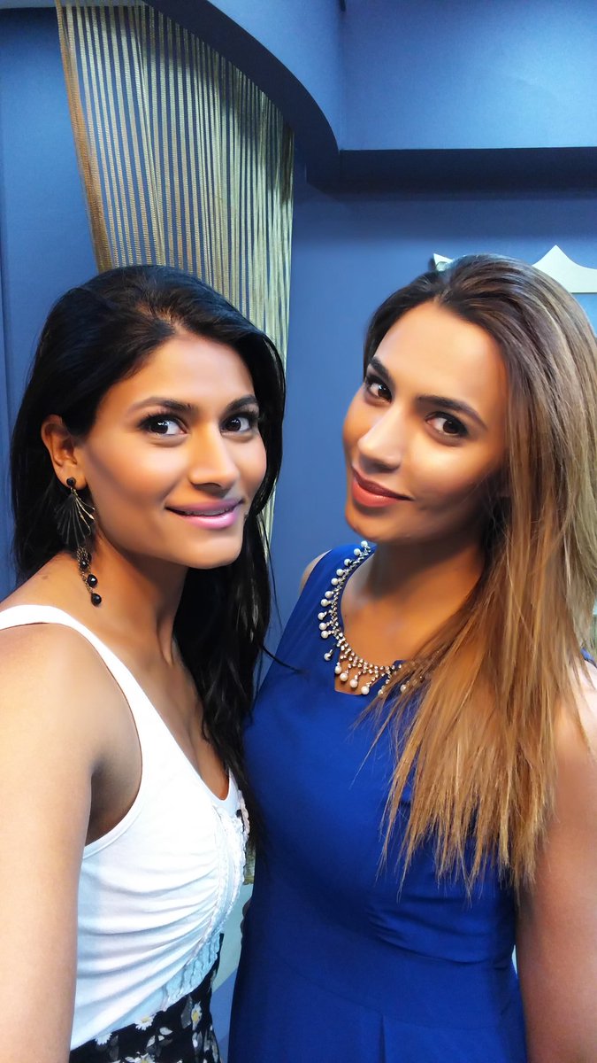 TrishaPoona's tweet photo. Getting my eyes and eyebrows on fleek at the BrowBar for pageant week. #browsonfleek @Unaiza10 @MrsSAPageant https://t.co/RmFjclcOvF