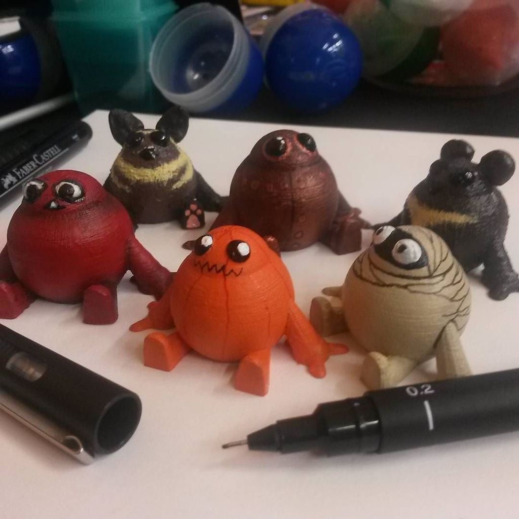 HappySpaceSloth tweet picture
