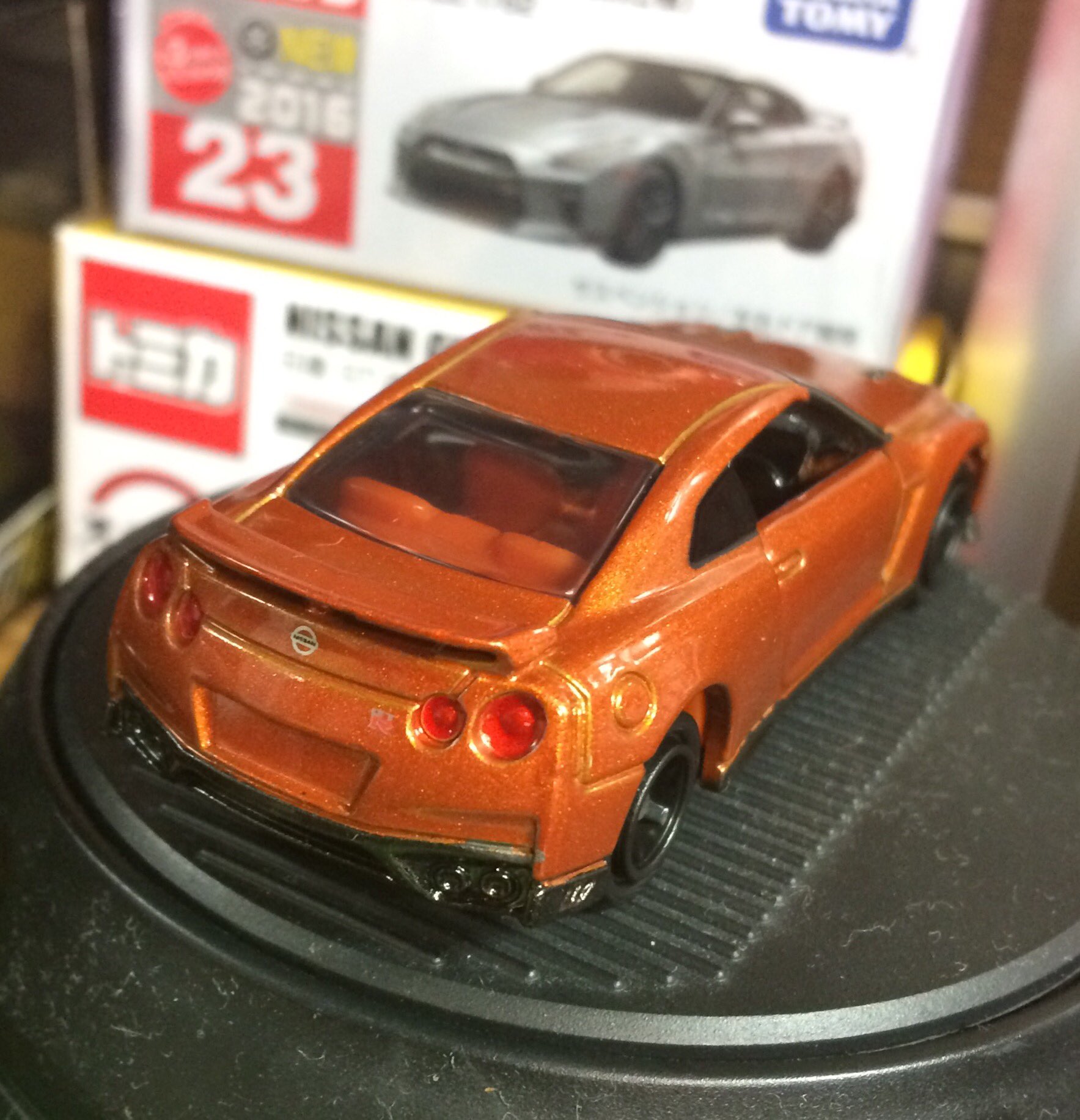 ひかるんちょ エッセは死にました トミカ 23 日産 Gt R 通常ver アルティメイトシャイニーオレンジがかっこいい 初めはこの色が初回特別仕様になると思ってました笑 できればフォグランプも塗装して欲しかった W けど この出来 ひかるんちょ エッセは死にました トミカ 23 日産 Gt R 通常ver アルティメイトシャイニーオレンジがかっこいい 初めはこの色が初回特別仕様になると思ってました笑 できればフォグランプも塗装して欲しかった W けど この出来