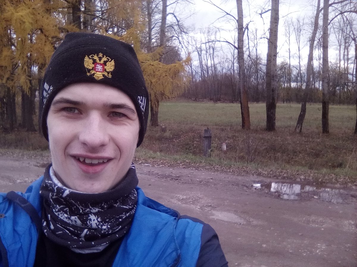 aleksruss2's tweet photo. На фото человек, который только что пробежал дистанцию полумарафона 😰#pace5:09 https://t.co/tk5efPjm6G