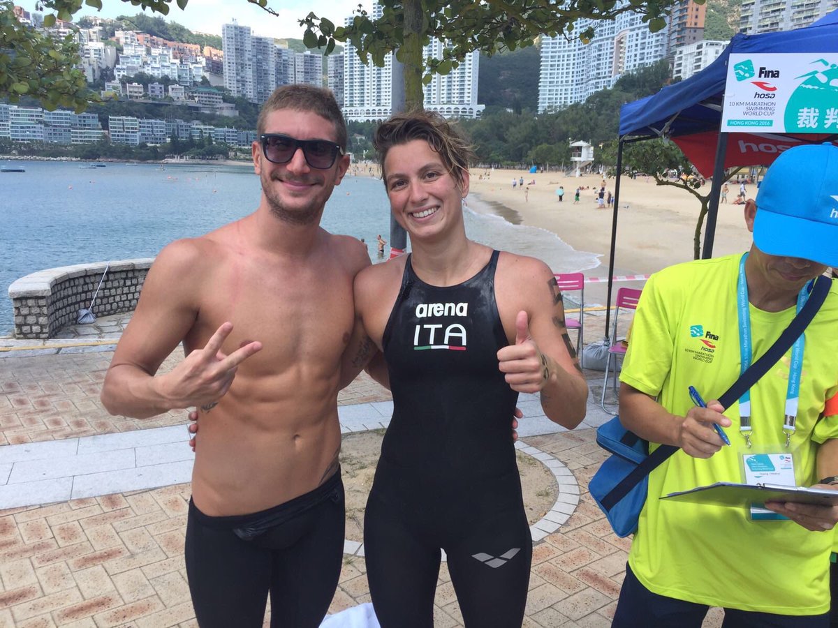 SM_Difesa's tweet photo. A nome #Forzearmate #GenGraziano si complimenta con @RufSimone e @bruni_rachele @Esercito campioni del Mondo 10km #nuoto doppietta storica https://t.co/n7dUQTalUy
