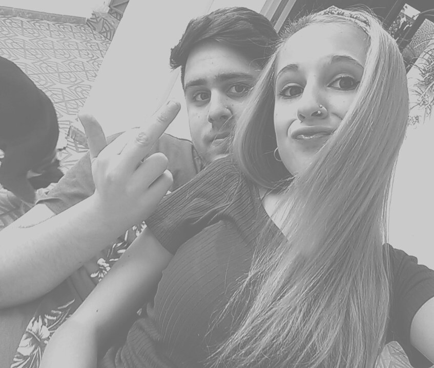 ireneramirez67's tweet photo. Buenos días👫💘😘 https://t.co/o3p7Q1OmhP
