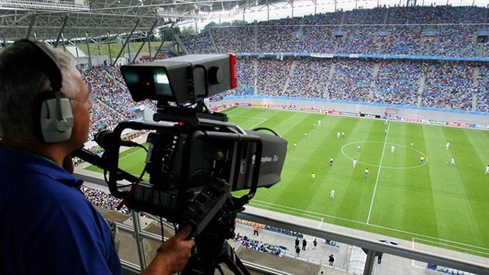 Oggi si giocano Juventus-Atalanta, Barcellona-Real Madrid, Manchester City-Chelsea: a che ora e dove vedere le partite in tv o streaming
