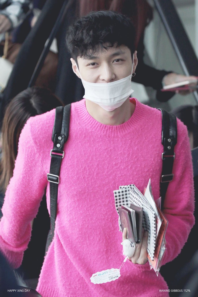xingmochi's tweet photo. soft baby in pink  (ૢ›◡ु‹⁎)♡ https://t.co/v2N5TdX8g8