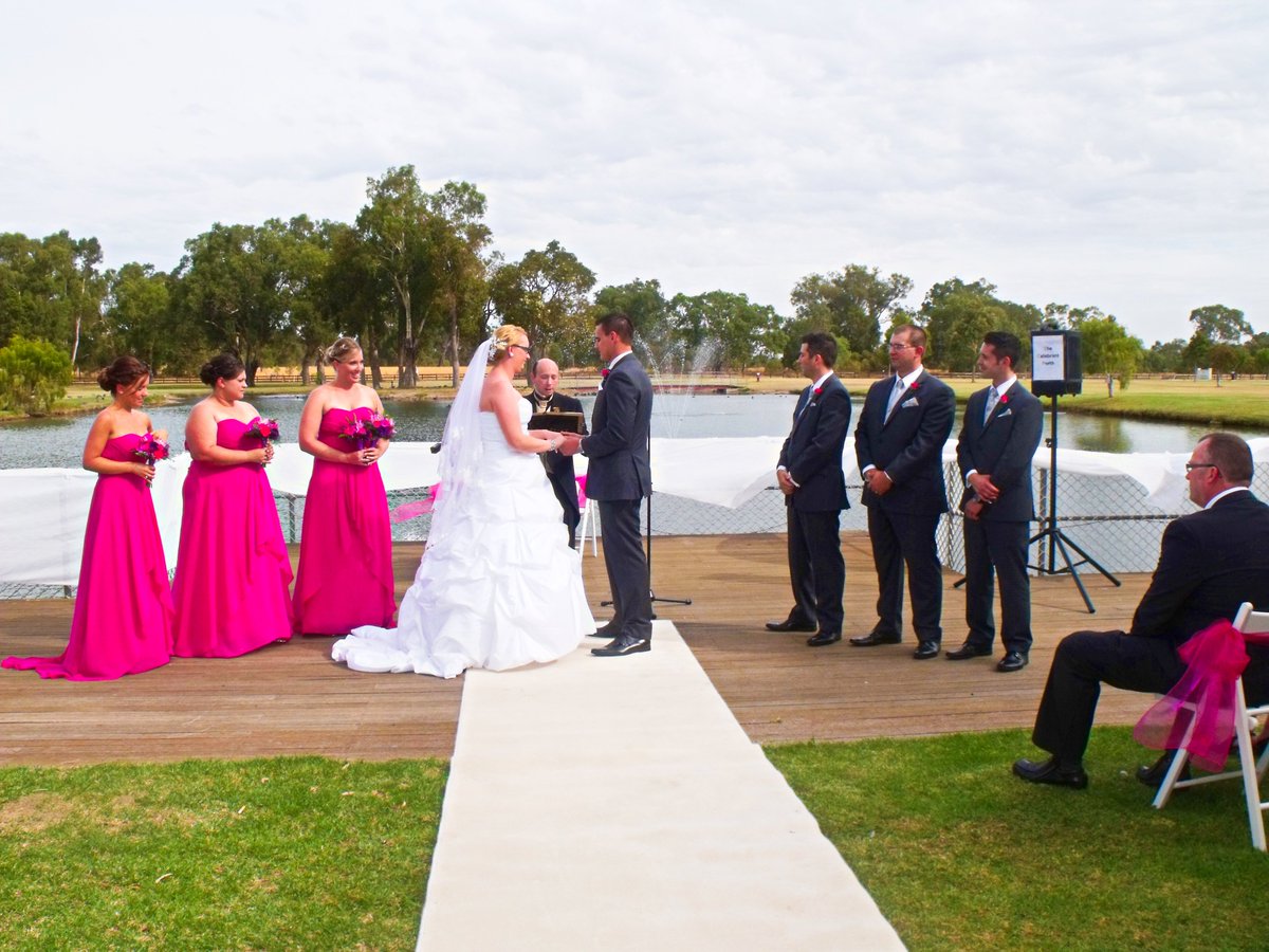 CelebrantPerth's tweet photo. #WeddingsPerth, #perthbrides, #Perthweddingphotographer, #Weddings, #VintageWedding, #SwanValleyWeddings, #weddingdress https://t.co/qkz19A95YS